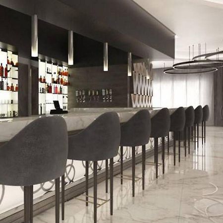 Room In Lodge - The Envoy Hotel And Suites Abuja Ngoại thất bức ảnh